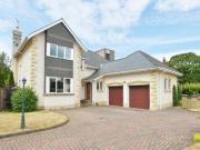5 Bedrooms Detached house for rent in Weston Gardens,...
