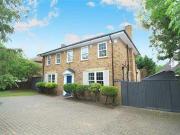 5 Bedrooms Detached house for sale in 1 The Crest, Mount...