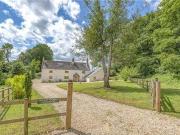 5 Bedrooms Detached house for sale in Culmhead, Taunton,...
