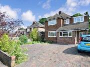 5 Bedrooms Detached house for sale in Farmcombe Road,...