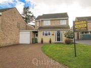 5 Bedrooms Detached house for sale in Lower Cloister,...