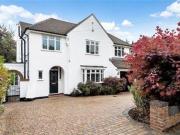 5 Bedrooms Detached house for sale in Lynwood Grove,...