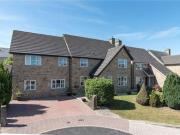 5 Bedrooms Detached house for sale in Robin Drive,...