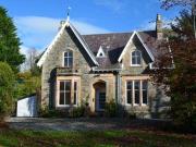 5 Bedrooms Detached house for sale in Shore Road, Cove,...