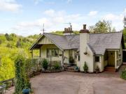 5 Bedrooms Detached house for sale in Symonds Yat, Ross...