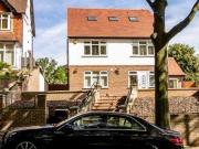5 Bedrooms Detached house for sale in The Drive,...