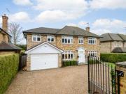 5 Bedrooms Detached house for sale in The Ridings,...