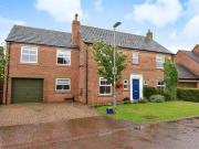 5 Bedrooms Detached house for sale in The Rowans, Holme...