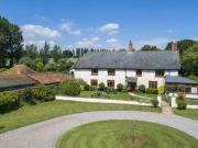 5 Bedrooms Detached house for sale in Tuckerton, North...
