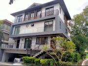 5 Bedrooms For Lease! 2 Somerset corner Fairgreen St....