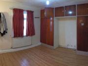 5 Bedrooms for rent in 5 Bedroom House, Kempton Road,...