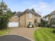 5 Bedrooms for rent in Grange Place, Walton On Thames,...