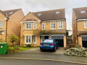 5 Bedrooms for rent in Tingle View, Leeds LS12