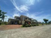 5 BEDROOMS HOUSE AND LOT FOR SALE INSIDE HIGH END...