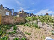 5 Bedrooms House for Rent in Shelgate Road | Foxtons
