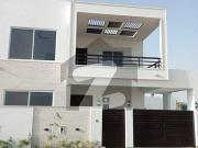 5 Bedrooms Luxurious Villa For Rent Near The Main...
