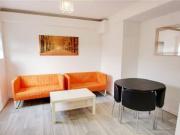 5 Bedrooms Semi detached house for rent in Ashwood Road,...