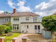5 Bedrooms Semi detached house for rent in Burnell...