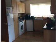 5 Bedrooms Semi detached house for rent in Forest Road,...