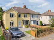 5 Bedrooms Semi detached house for rent in Holbrook...
