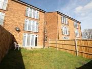 5 Bedrooms Semi detached house for rent in Hylton Close,...