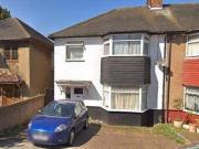5 Bedrooms Semi detached house for rent in Richmond...