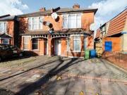 5 Bedrooms Semi detached house for rent in Stag Lane,...