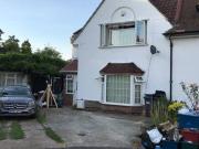 5 Bedrooms Semi detached house for rent in The Croft,...