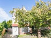 5 Bedrooms Semi detached house for sale in Bevendean...