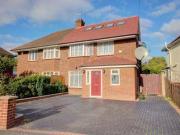 5 Bedrooms Semi detached house for sale in Marlborough...