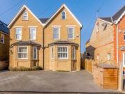 5 Bedrooms Semi detached house for sale in Pemberton...