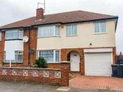 5 Bedrooms Semi detached house for sale in Raleigh...