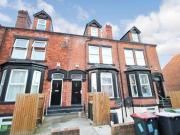 5 Bedrooms Terraced house for rent in All Bills...