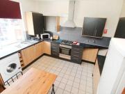 5 Bedrooms Terraced house for rent in Ashville Avenue,...