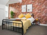 5 Bedrooms Terraced house for rent in Tootal Road,...