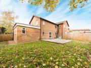 5 Bedrooms Terraced house for rent in Winston Close,...