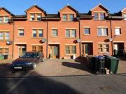 5 Bedrooms Town house for sale in Wood Street, Catrine,...