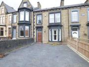 5 Bedrooms Villa for rent in Park Road, Barnsley S70