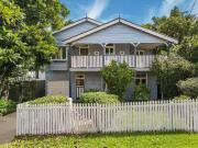 5 Bow Street, Yeerongpilly, QLD 4105