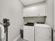 5 Br, 3 bath, Single Family 409 W Cama St