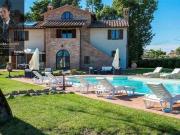 5 camere da letto, Castiglione Del Lago Perugia 054009...