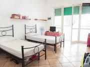 5 camere da letto, Rome Rome 00146 73570686