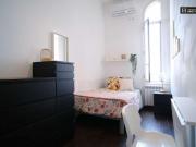 5 camere da letto, Rome Rome 00182 LS54281055