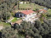5 Camere da letto Villa Toscana In Vendita A1190rv49....