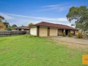 5 Carberry Drive, Kurunjang VIC 3337 House For Rent