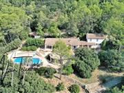 5 chambres, Lorgues Provence Alpes Côte d'Azur 83510...