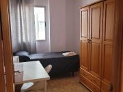 5 Dormitorio Shared Living/Roommate...