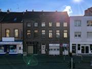 5 Familienhaus mit 2 Gewerbeeinheiten und... 5 Familienhaus mit 2 Gewerbeeinheiten und...