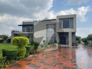 5 Kanal Farm House At Prime Location In Gulberg Green...