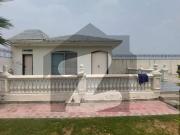 5 Kanal Fully Furnished Luxury Farm House For Sale